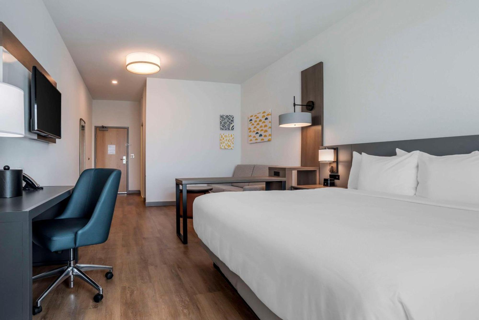 Comfort Inn & Suites Panama City Beach - Pier Park Area Bagian luar foto