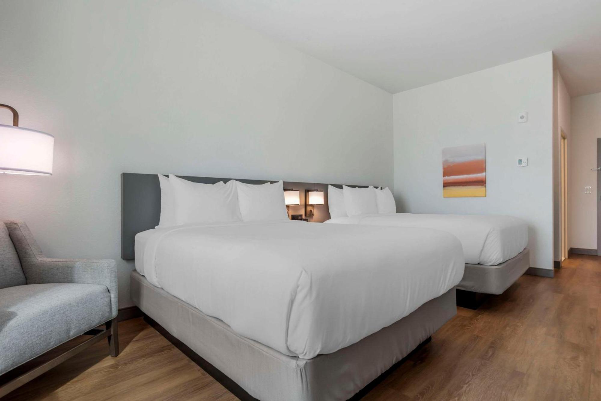 Comfort Inn & Suites Panama City Beach - Pier Park Area Bagian luar foto